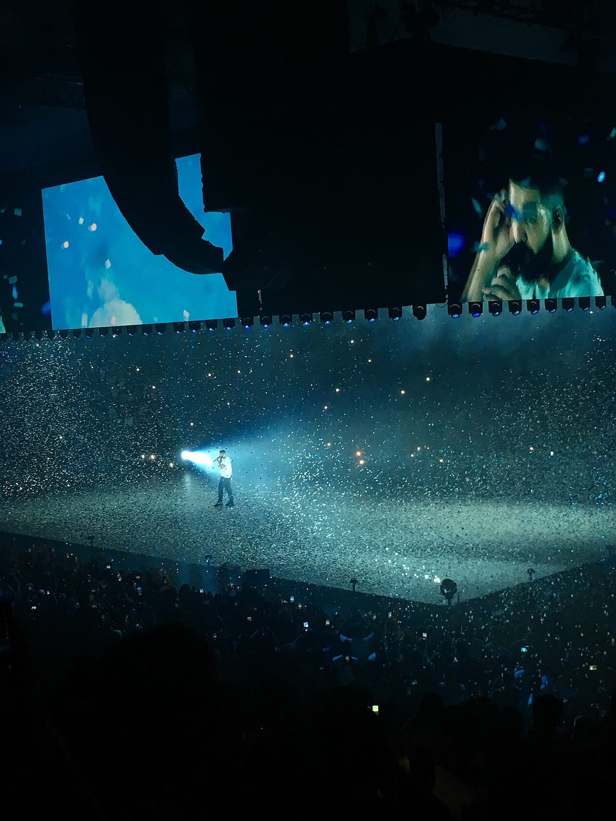 Drake at Madison Square Garden — Aug 25, 2018 by Apollo710 — CC-BY-SA via wikimedia